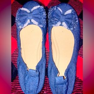 Jean bow flats size 8